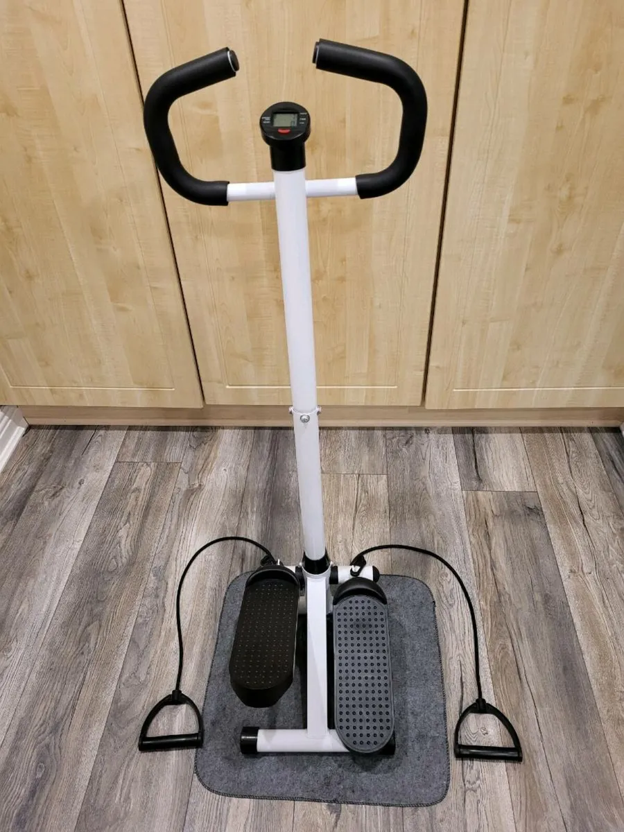 Exercise machine - Image 3