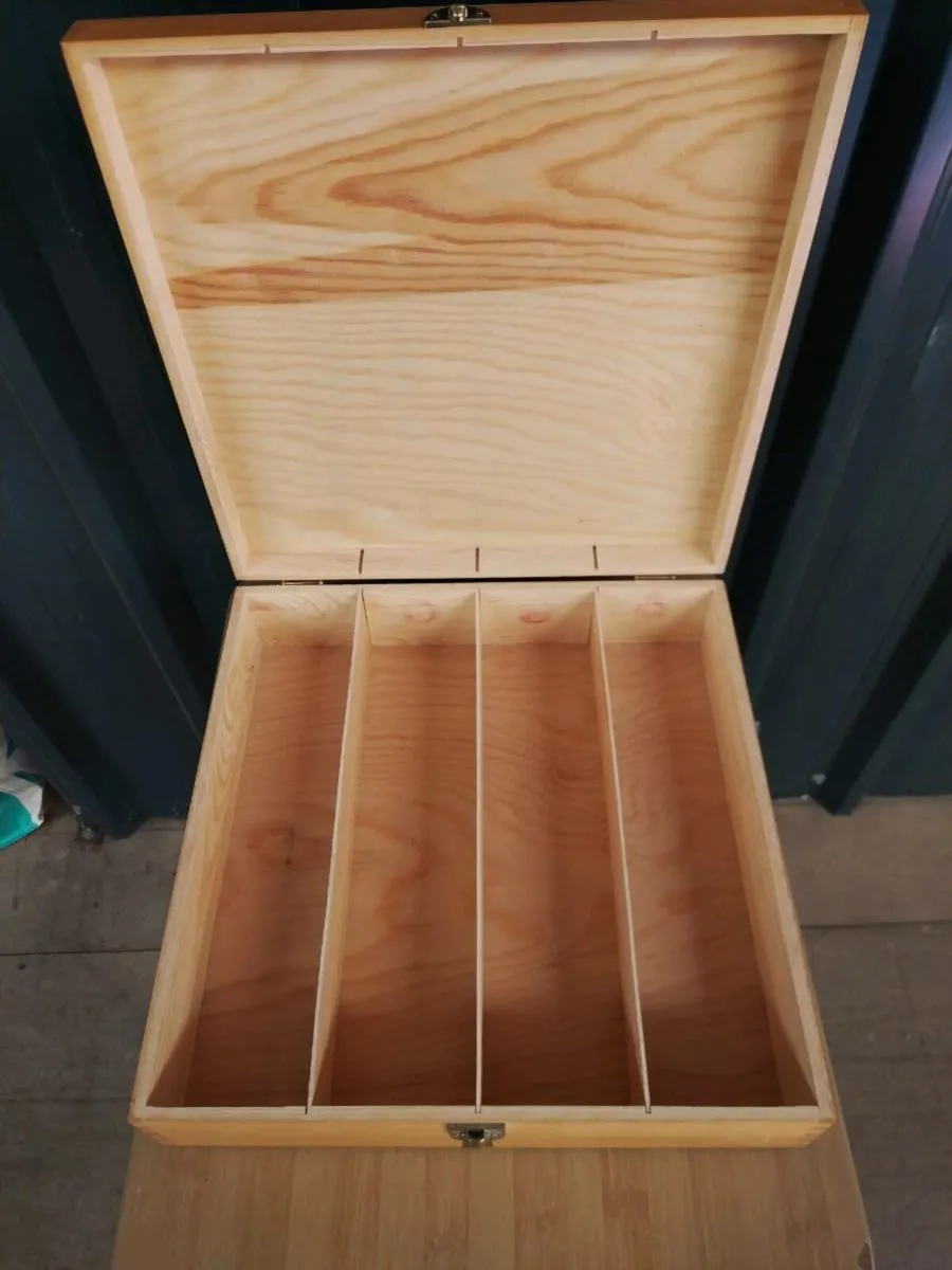 Wooden Wine Gift Box (Empty) - Image 1