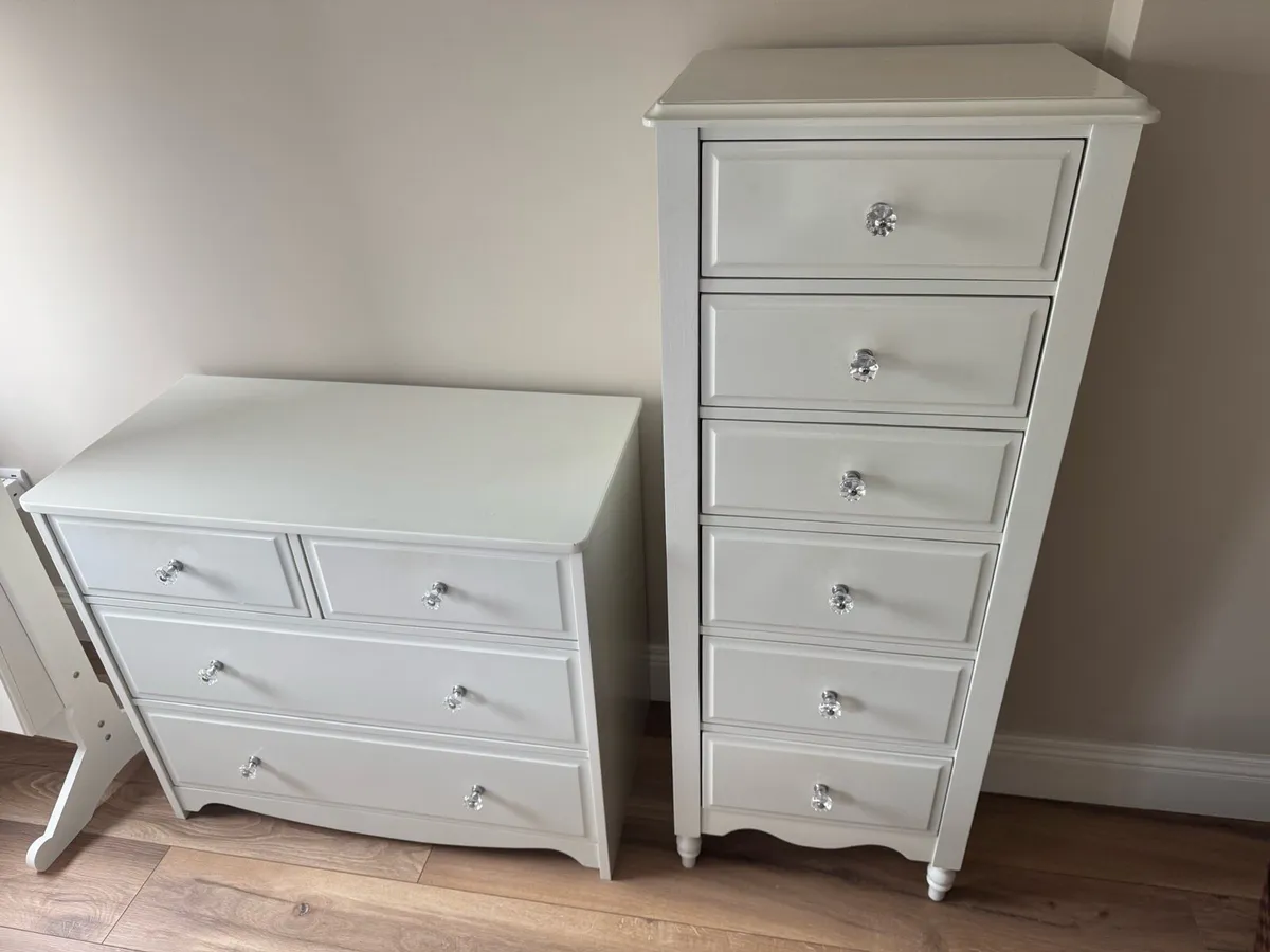 Tallboy chest of drawers - Image 2