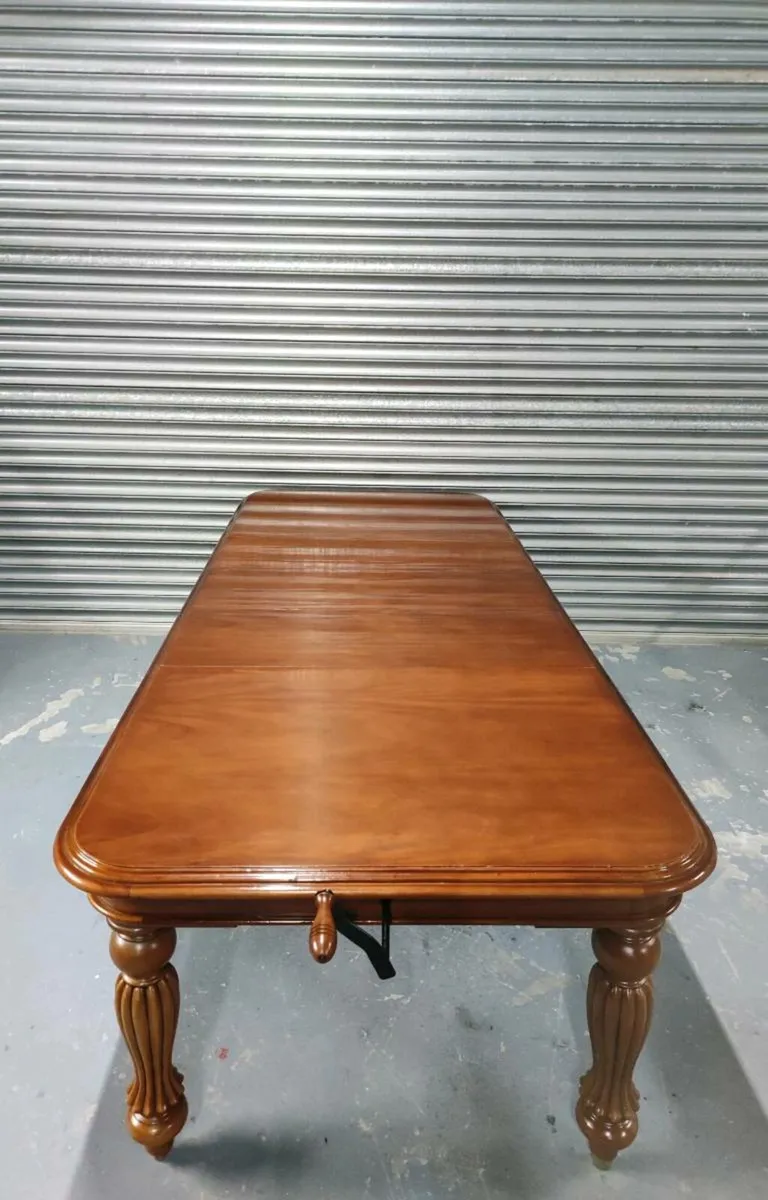 10 SEATER Victorian dining table *delivery - Image 1