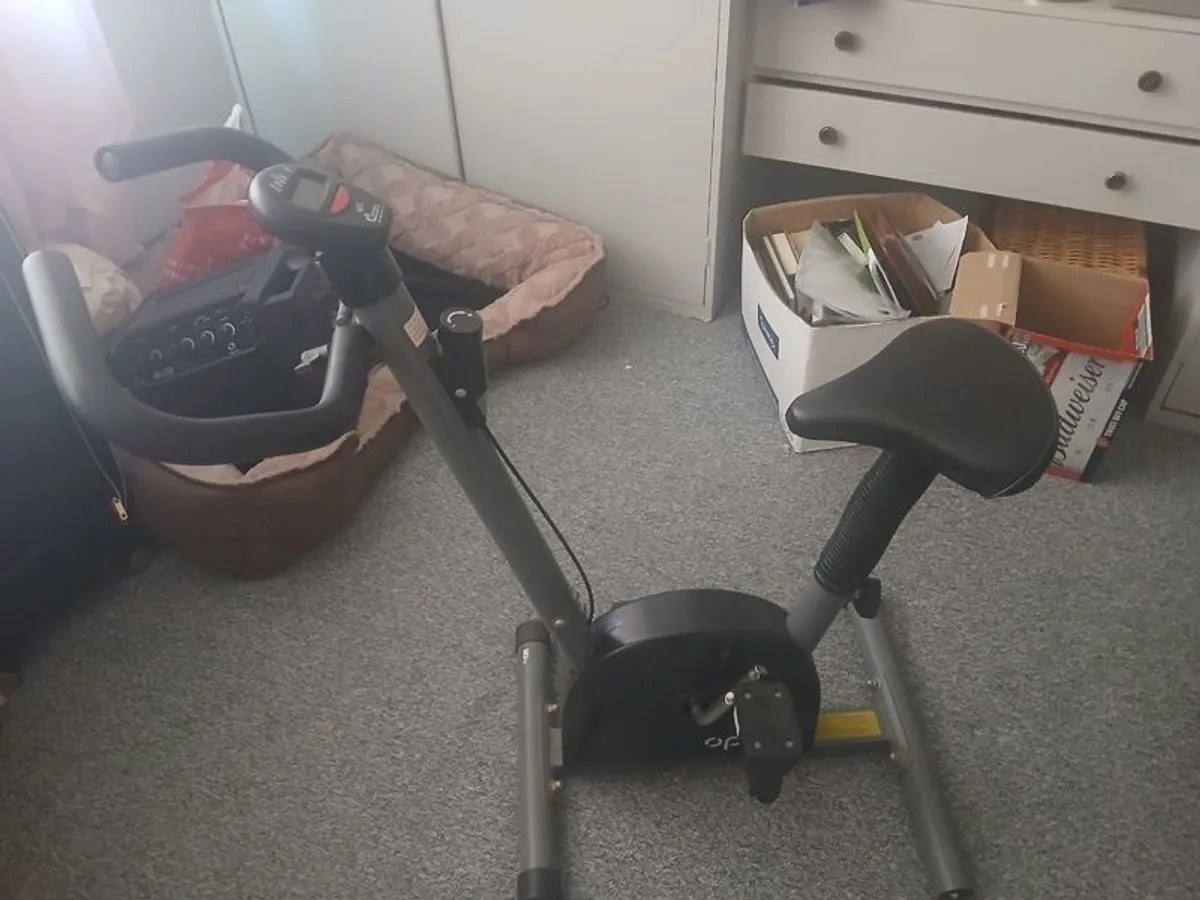 Opti Manual Exercise Bike - Image 4