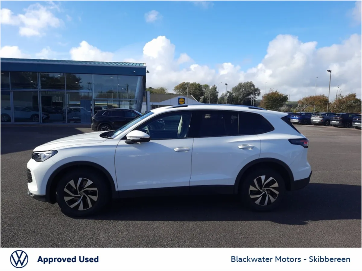 Volkswagen Tiguan 2.0TDI 150BHP EDITION 75 AUTOMAT - Image 4