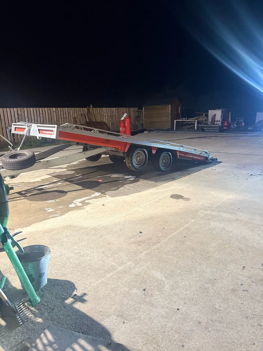 Car transporter - Image 1