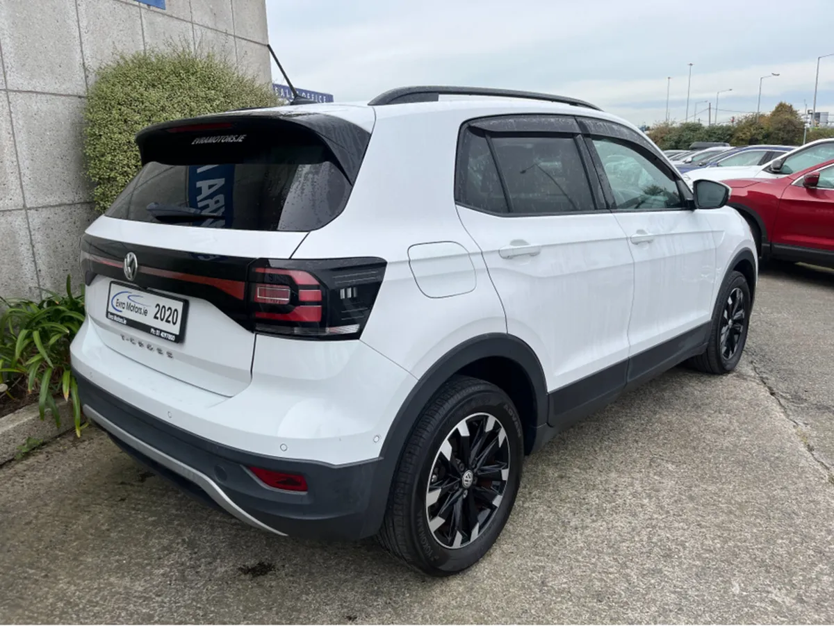 Volkswagen T-Cross AUTOMATIC 1.0 PETROL //KEYLESS - Image 4