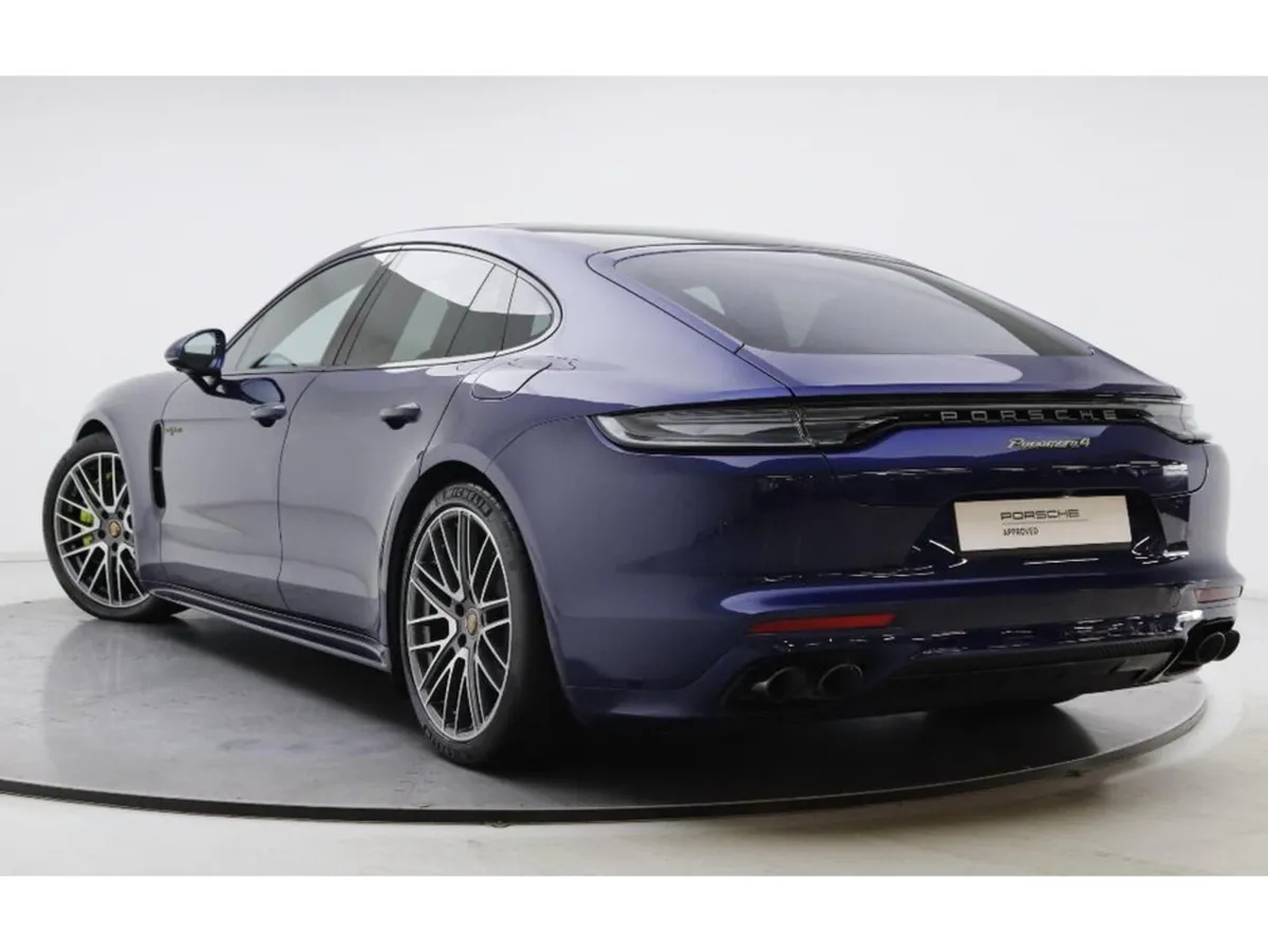 Porsche Panamera 4 EHYB PLATINUM EDITION PDK - Image 3