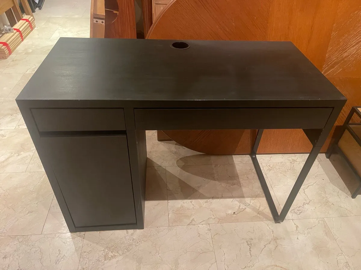 Gorgeous Black Modern Office Or Study Desk - Table - Image 1