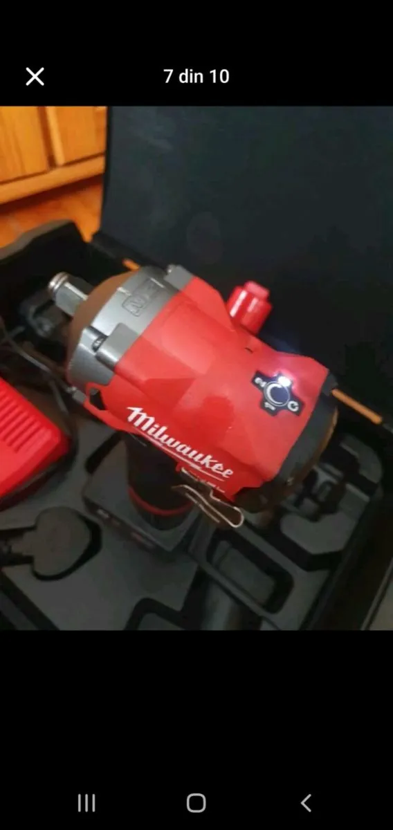 Milwaukee m12 - Image 2