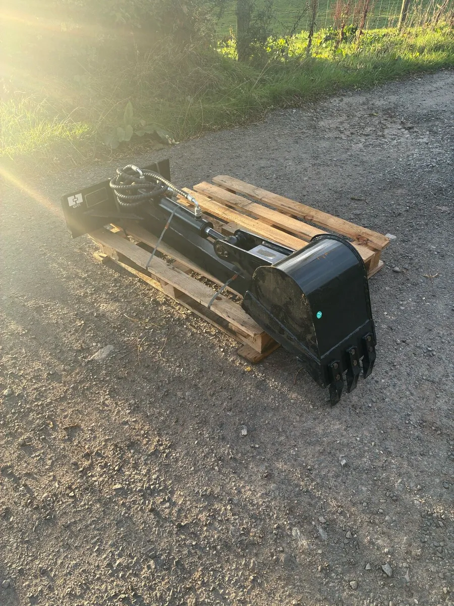 Skidsteer digging arm - Image 3