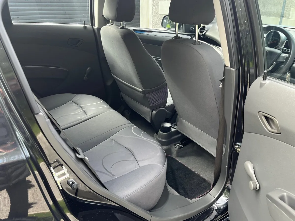 Chevrolet Spark 2011 - Image 4