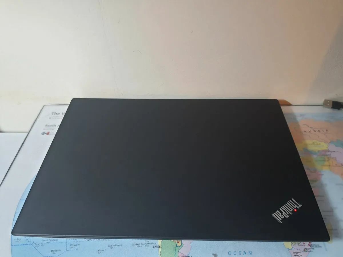 Lenovo ThinkPad T490 i7 8th gen 16/512GB SSD Quad - Image 4