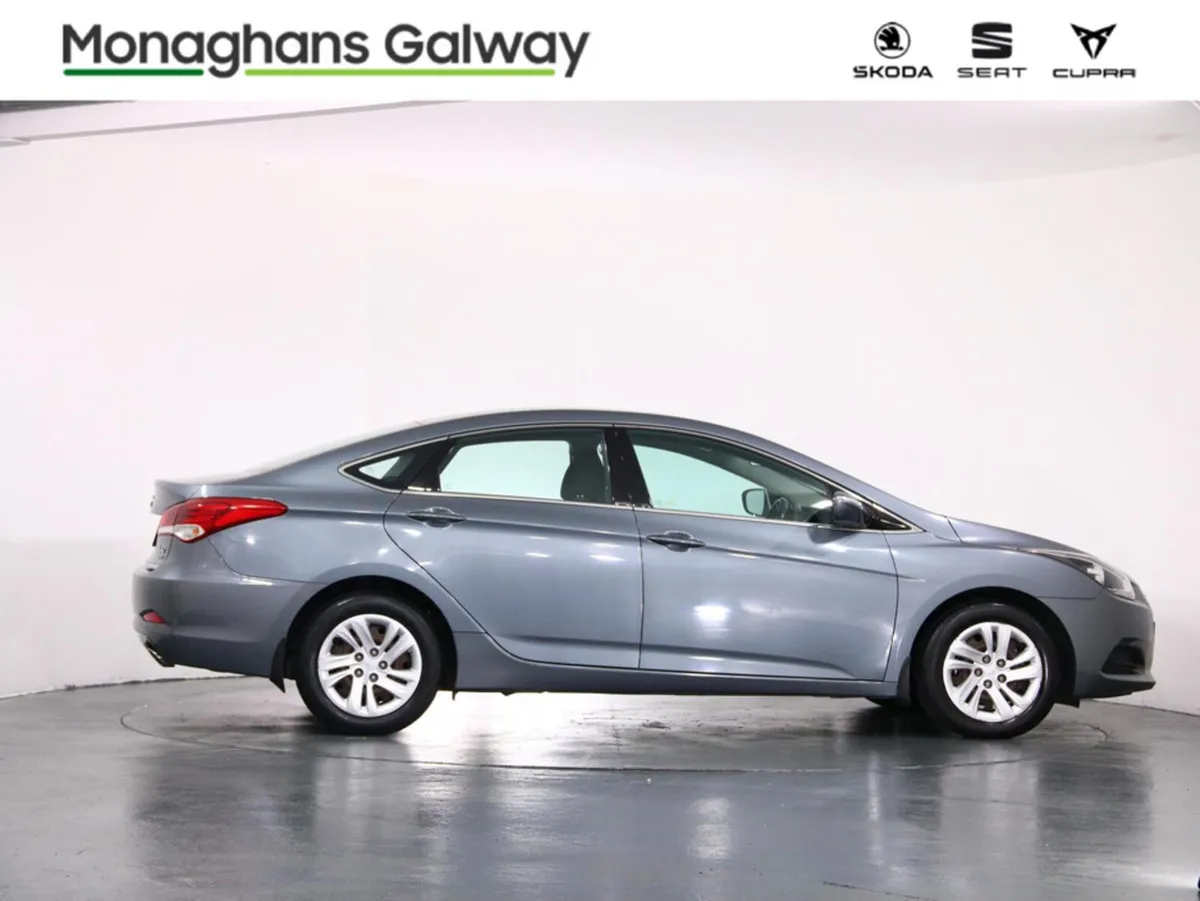 Hyundai i40 SALOON 4DR - Image 3