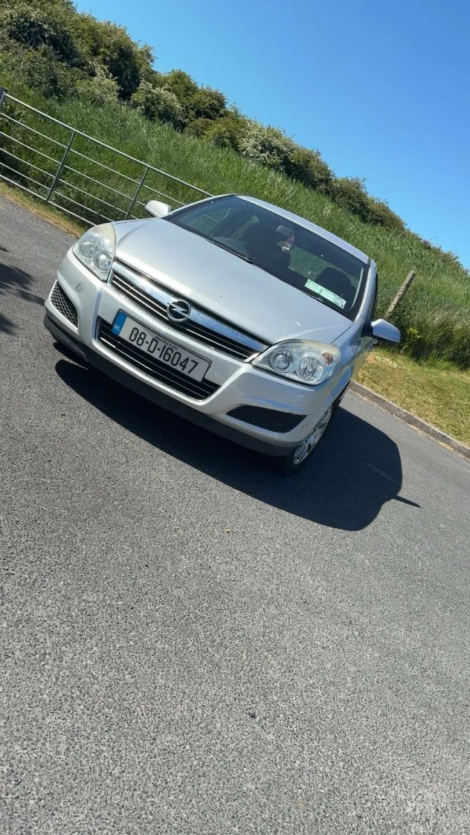 Opel Astra 2008 - Image 4