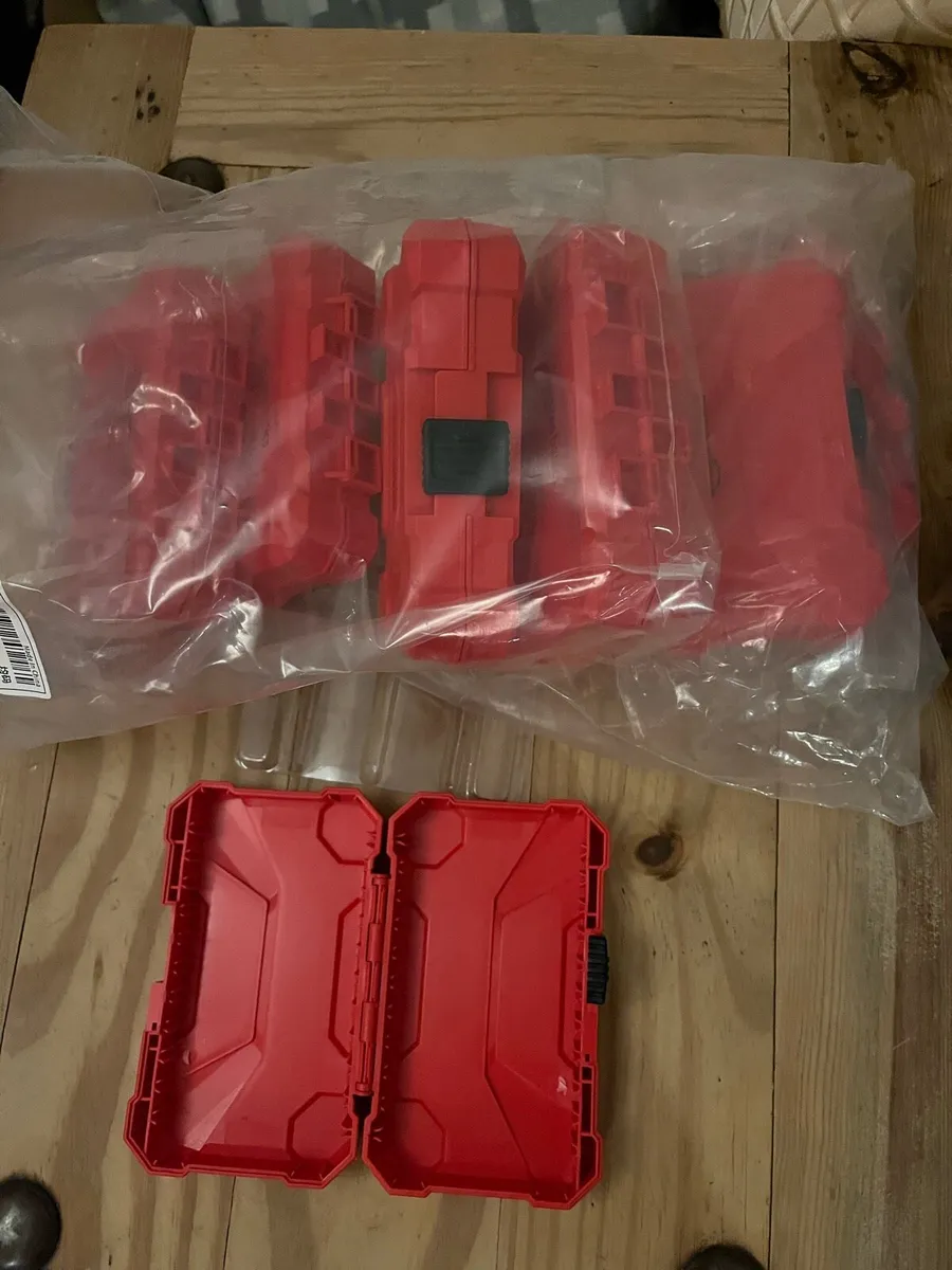 Boxes - Image 2