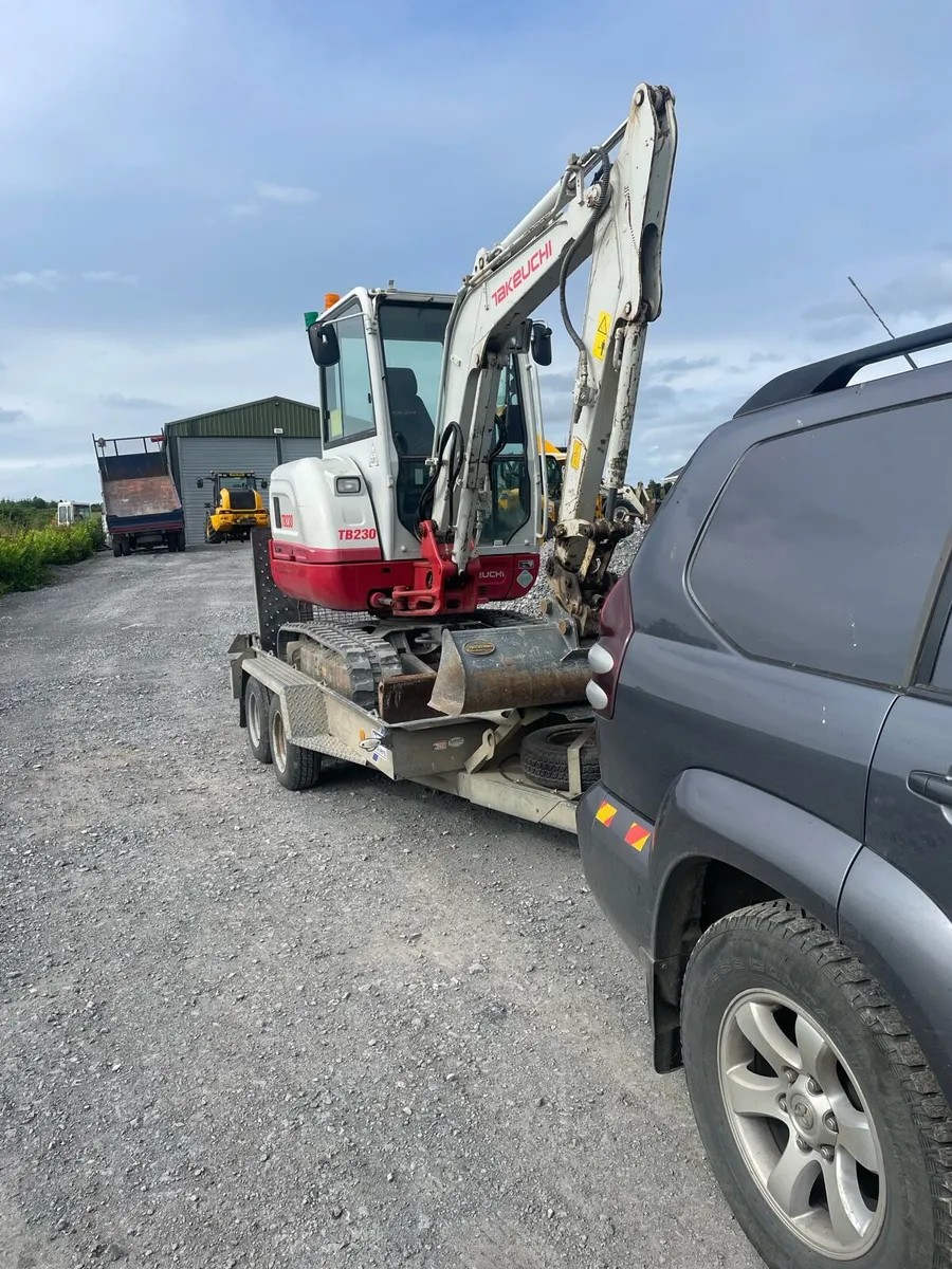 Takeuchi tb230 2017 - Image 1