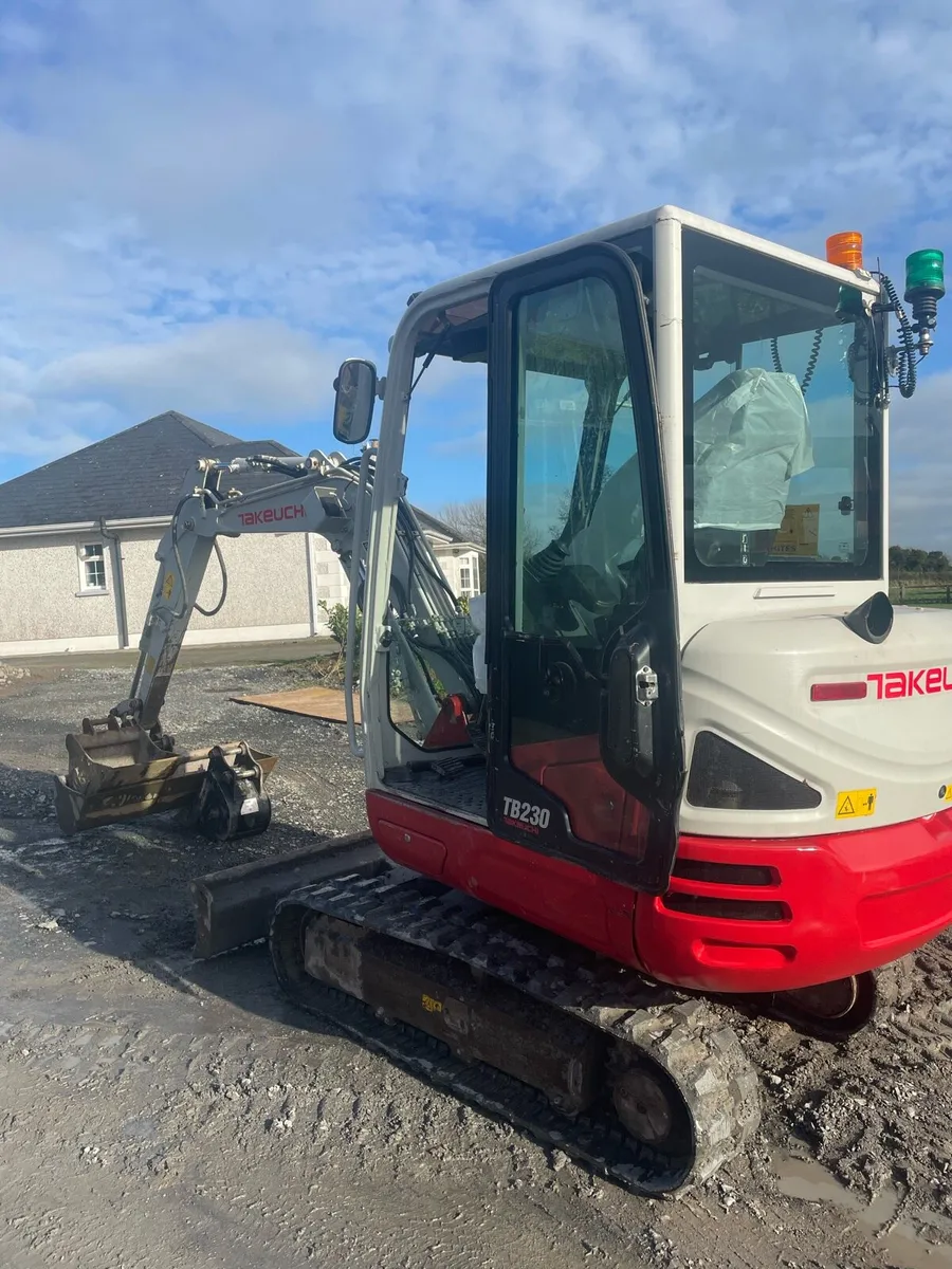 Takeuchi tb230 2017 - Image 2