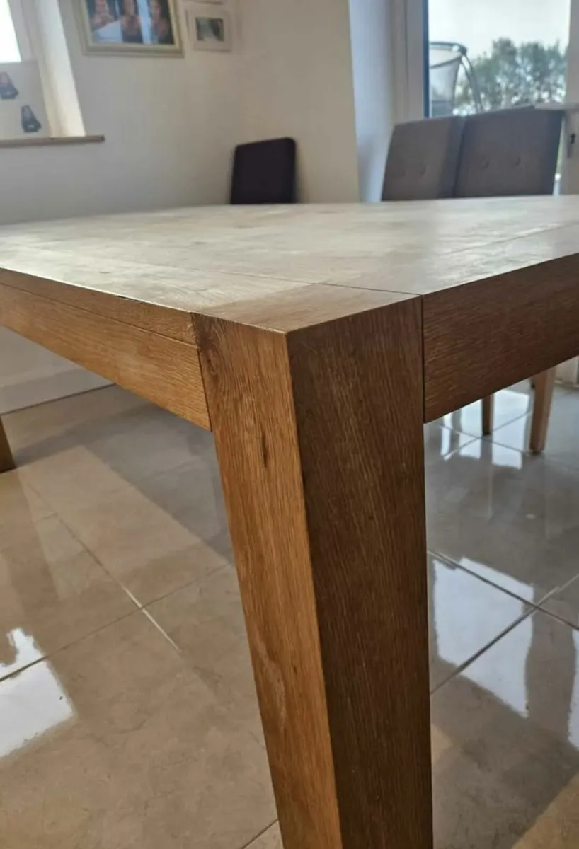 Fantastic OAK TABLE - Image 4