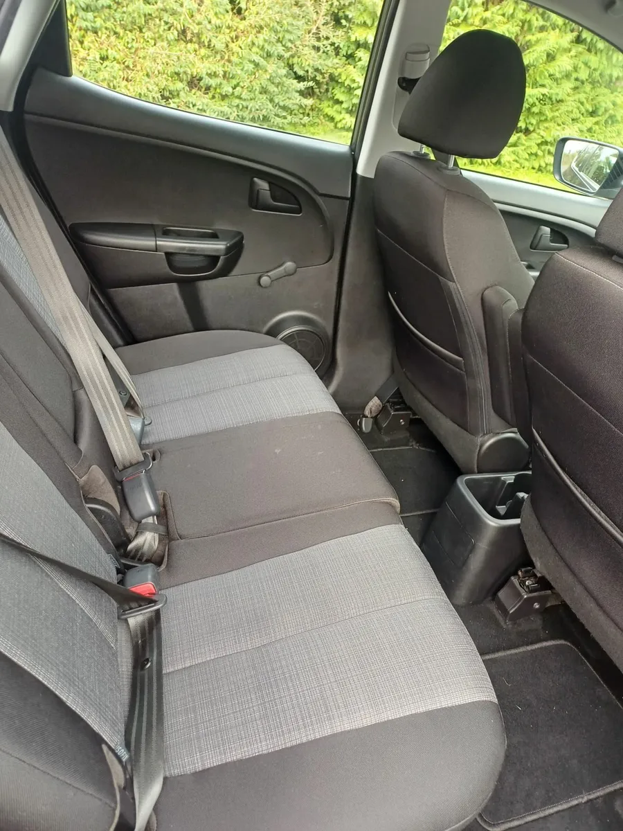Kia Venga 2013 - Image 3
