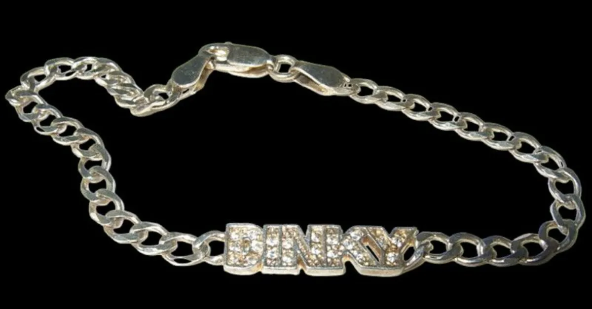 Vintage Hallmarked Silver Gemset Logo Bracelet - Image 3