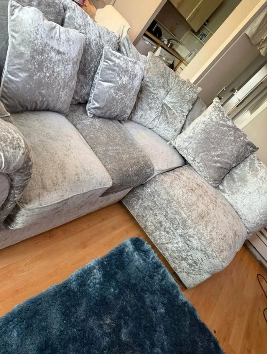 Corner Sofa / L Shape Suite - Image 4