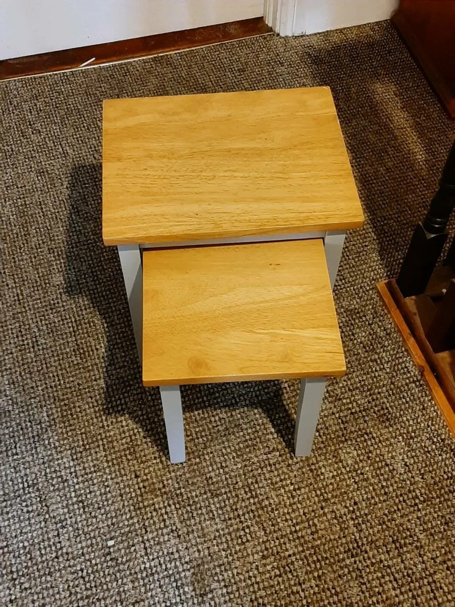 Lockers and mini tables - Image 4