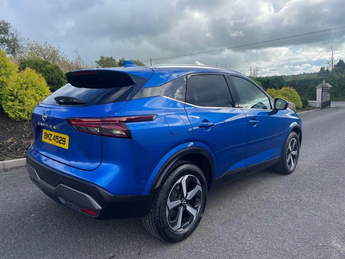 Nissan QASHQAI Hatchback - Image 2