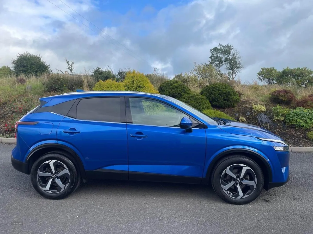 Nissan QASHQAI Hatchback - Image 3