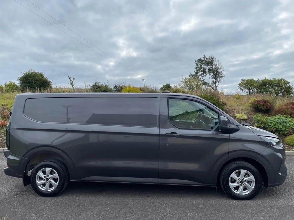 Ford Transit Custom 300 L2 Diesel FWD - Image 3