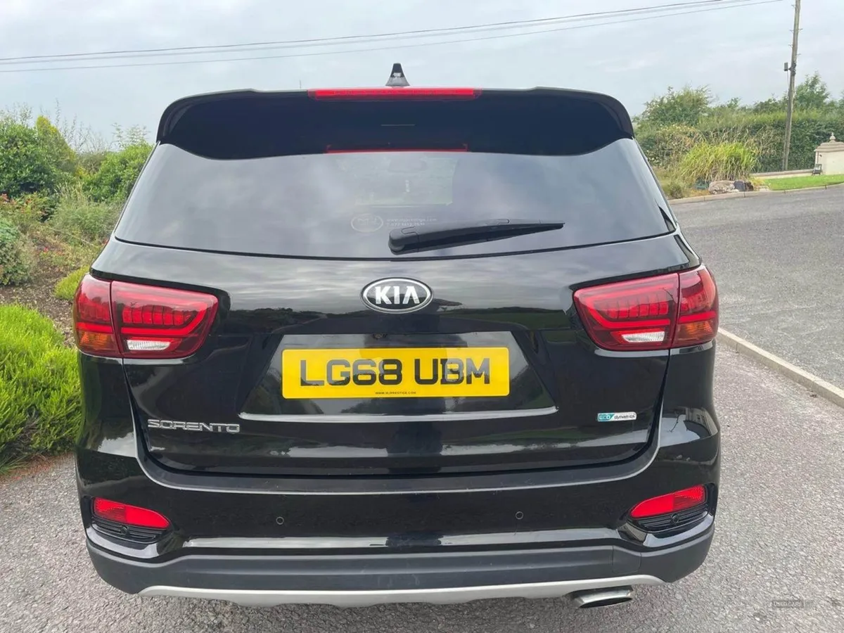 Kia Sorento Diesel Station Wagon - Image 4