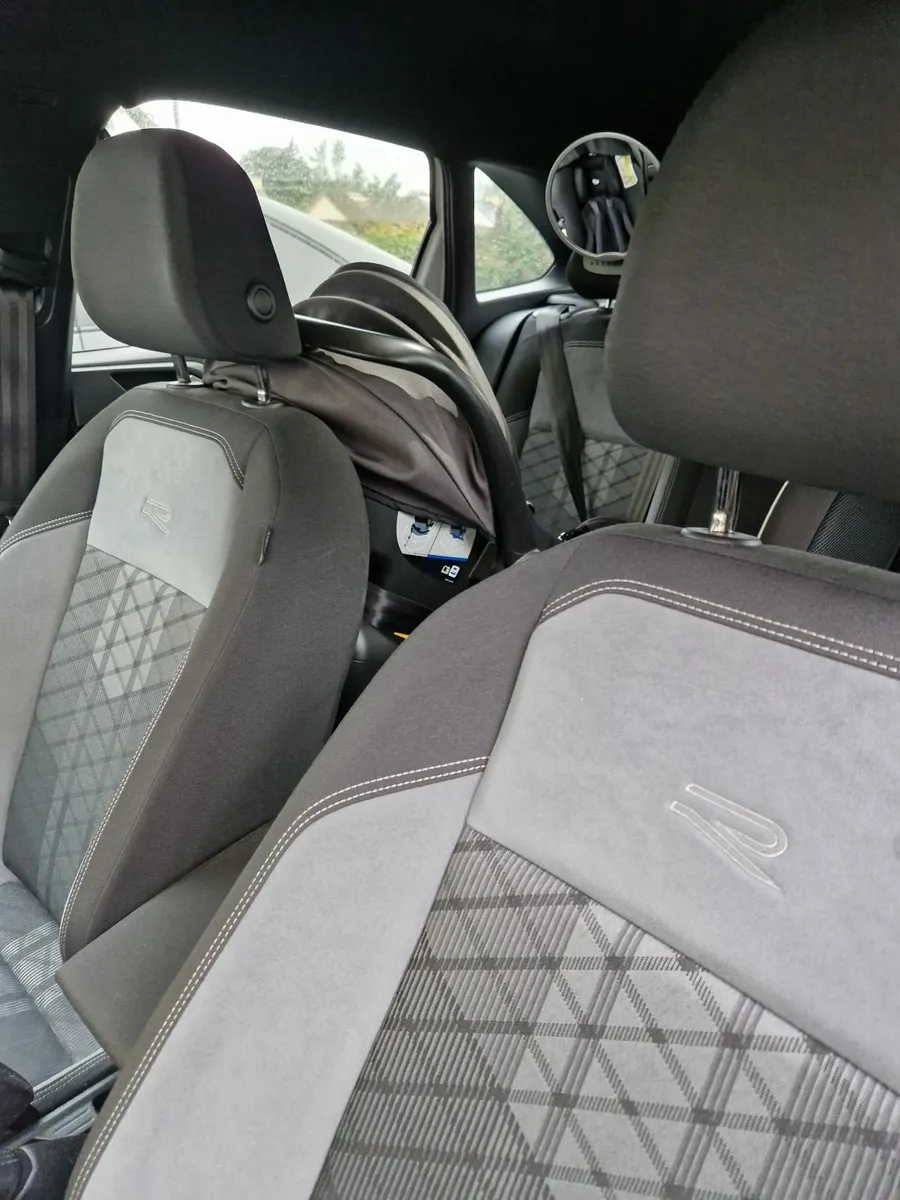 Volkswagen Taigo R Line 2023 POA - Image 3