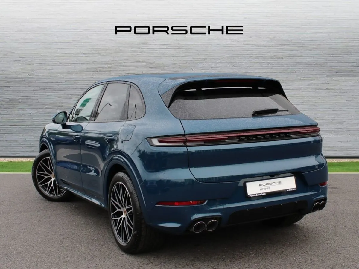 Porsche Cayenne 3.0 E-hybrid - Image 2