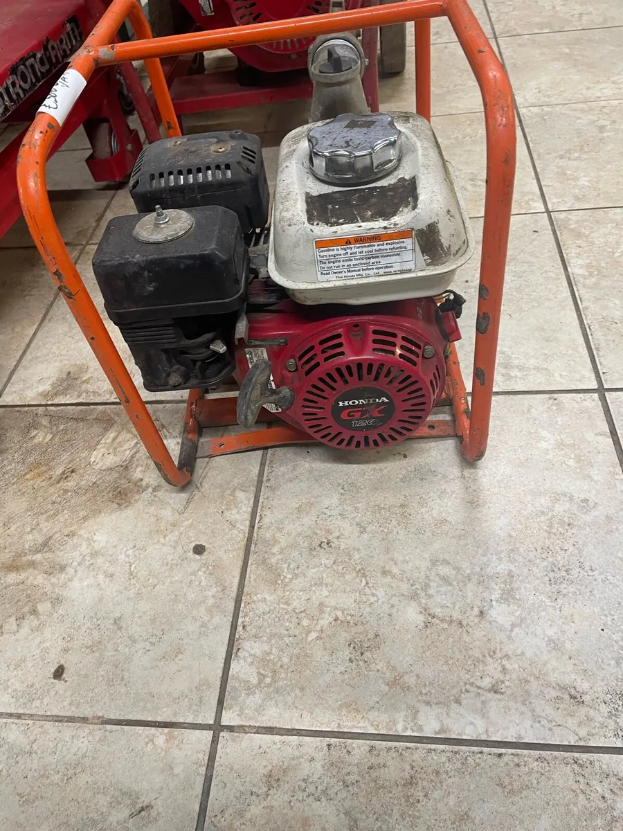 Water pump - Image 1