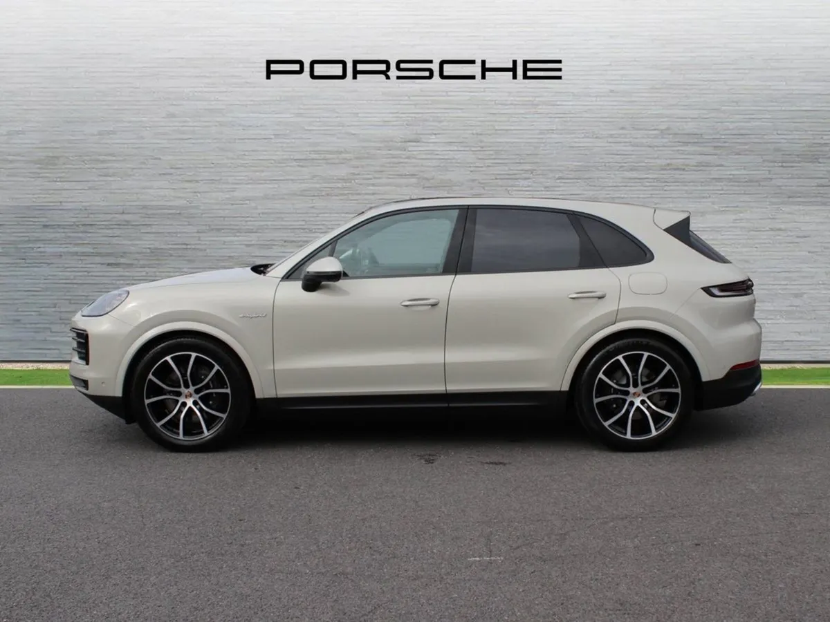 Porsche Cayenne 3.0 E-hybrid Phev Auto - Image 4