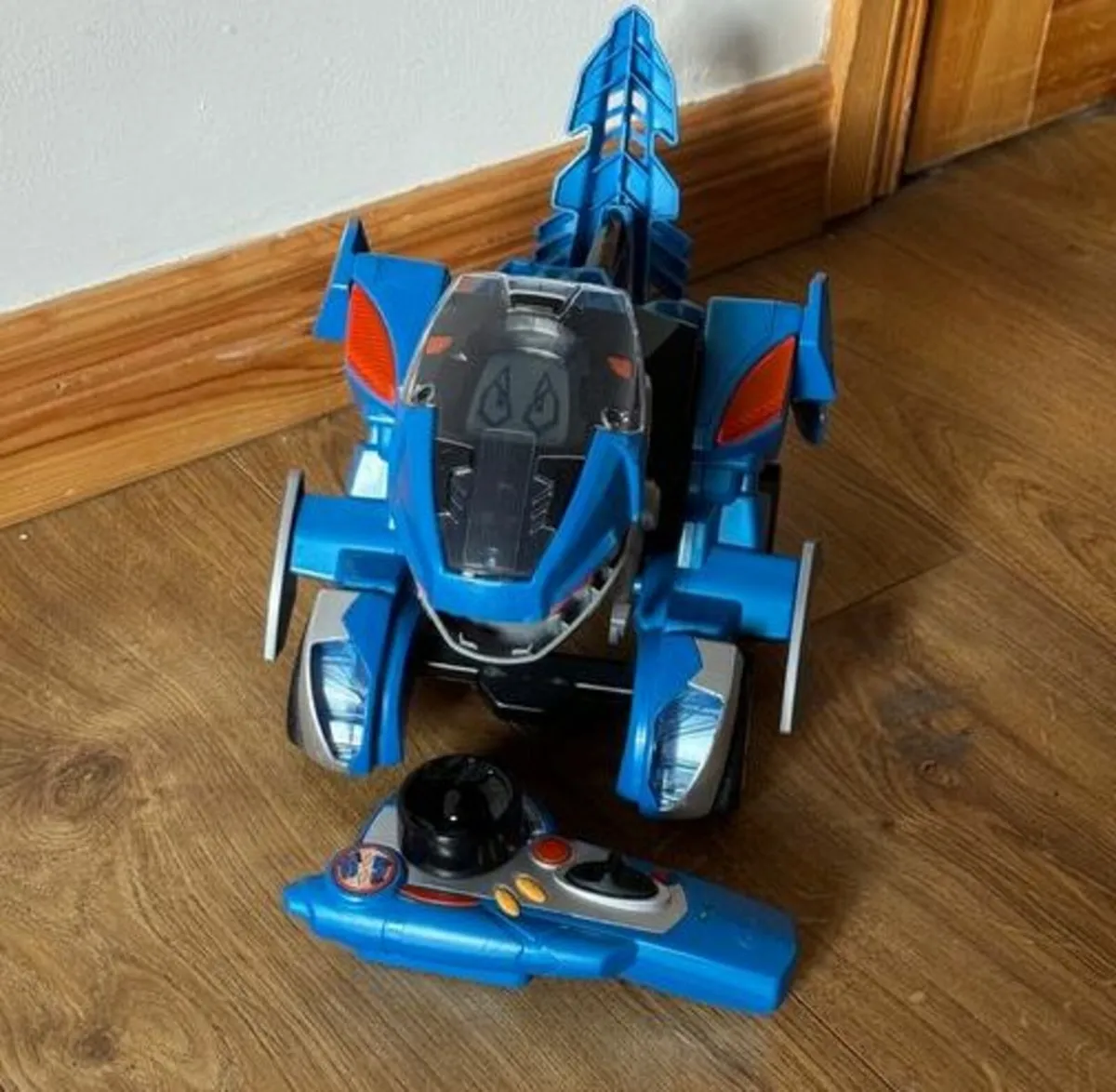 Remote control T-Rex Transformer Dash Go Dinos - Image 3