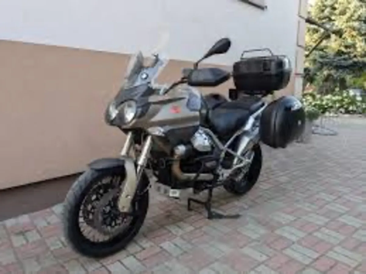 Moto Guzzi Stelvio 1200 - Image 2