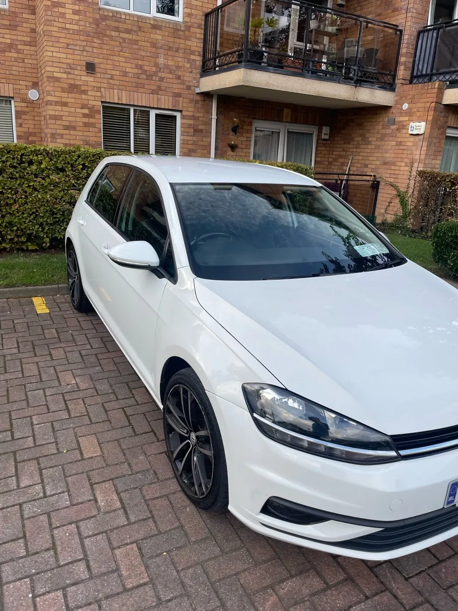 Golf - Image 1