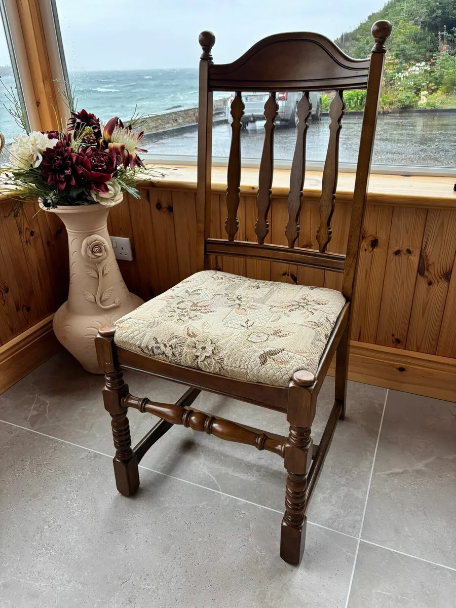 Dining chairs - Image 2