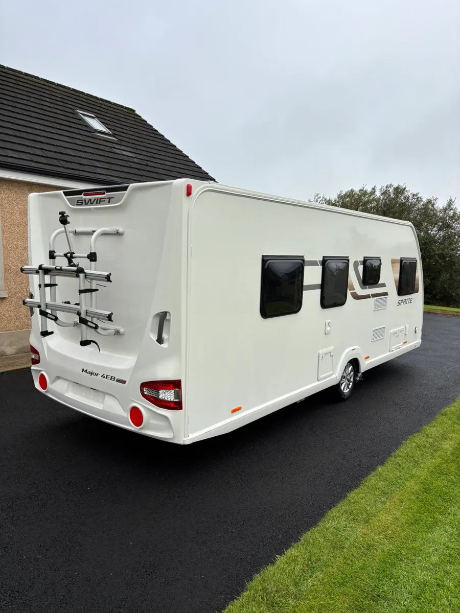2022 Swift Major 4 EB island bed - Image 4