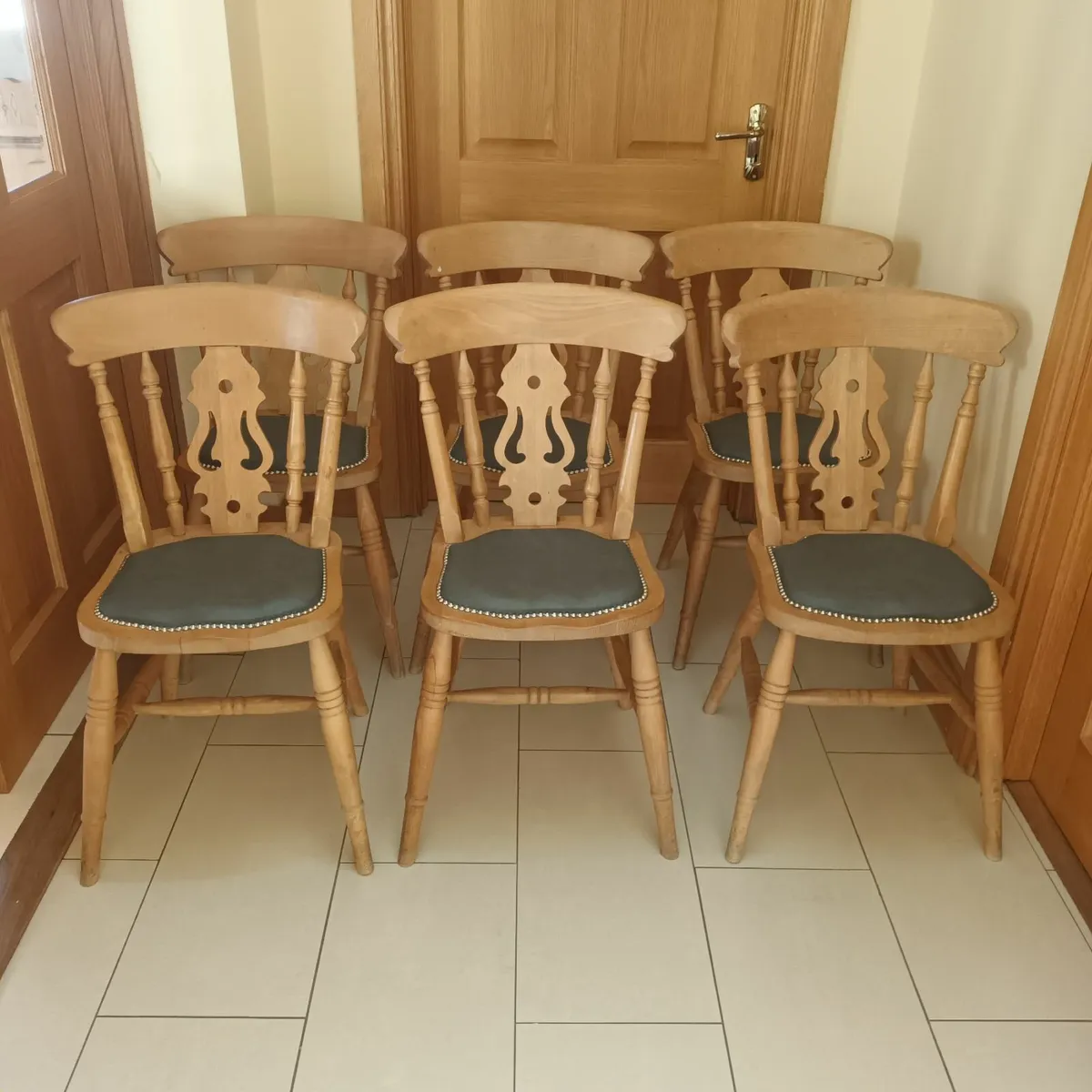 Dining chairs - Image 1