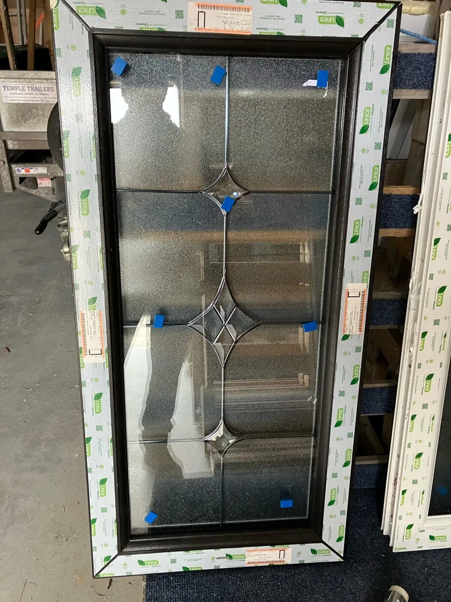 variety of stuff for sale - Image 3
