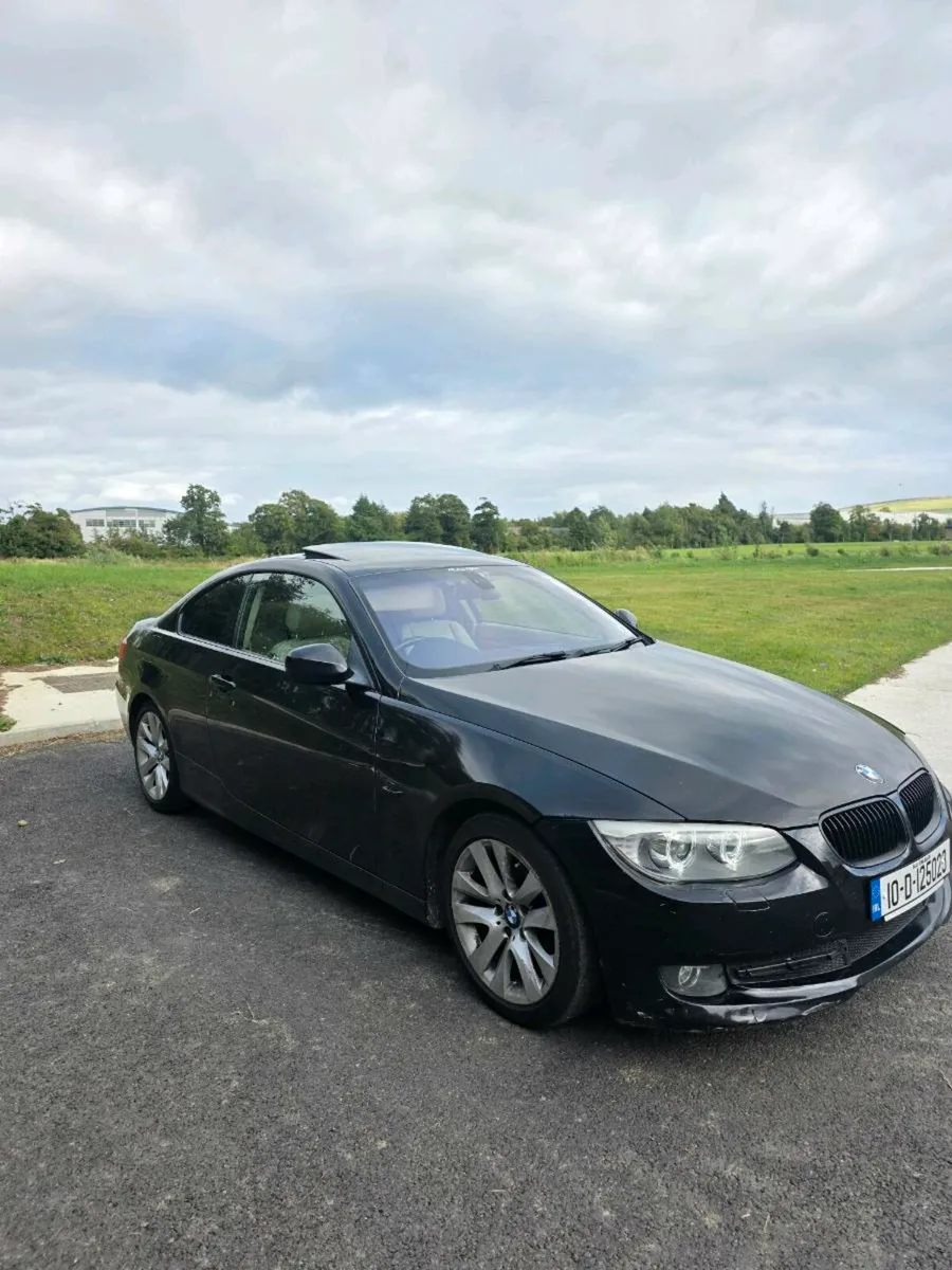 Bmw 320 d 2010 Sunroof Limited edition - Image 1