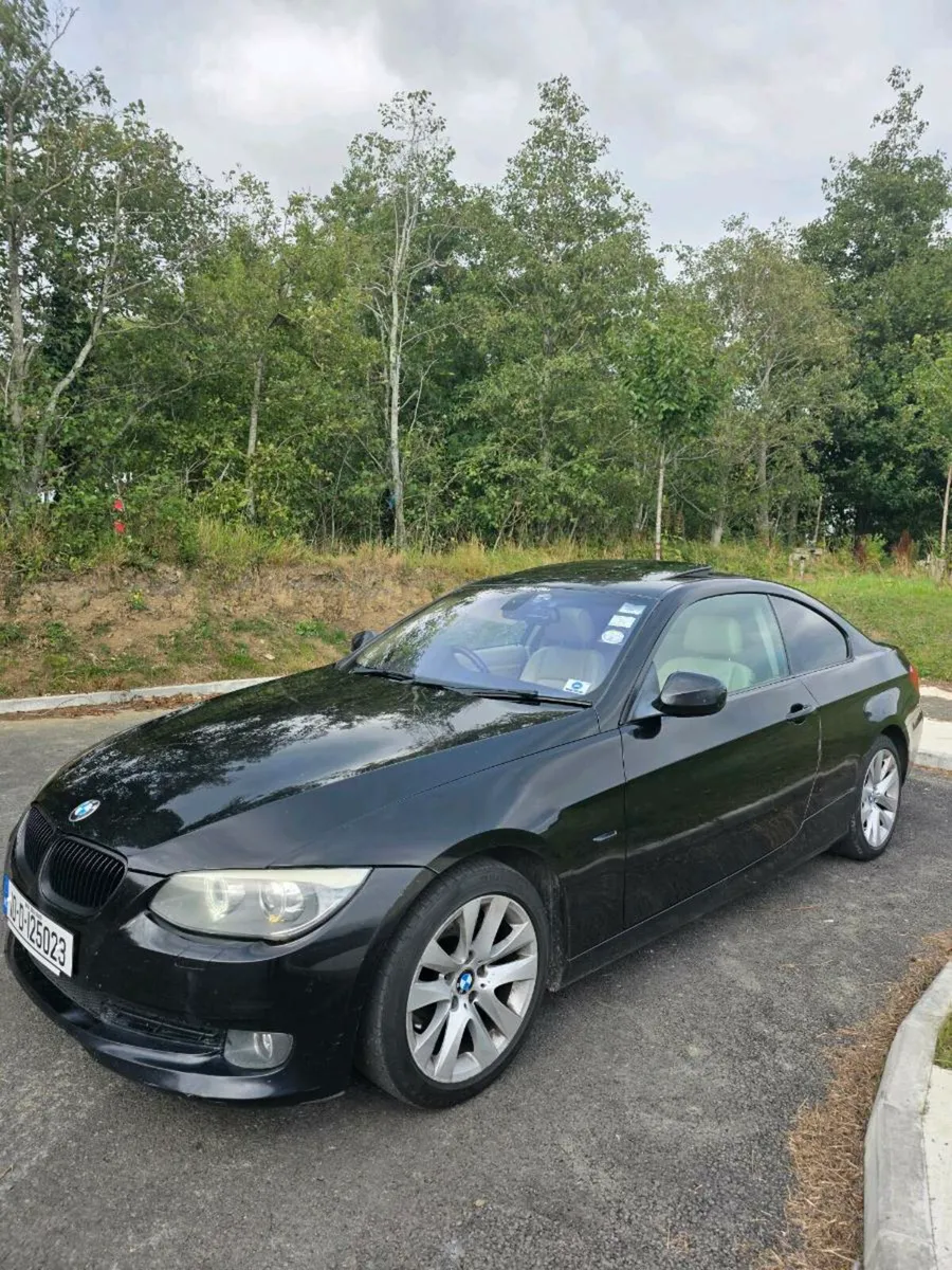 Bmw 320 d 2010 Sunroof Limited edition - Image 3