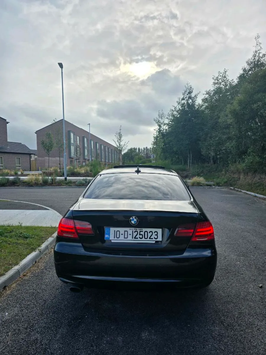 Bmw 320 d 2010 Sunroof Limited edition - Image 4