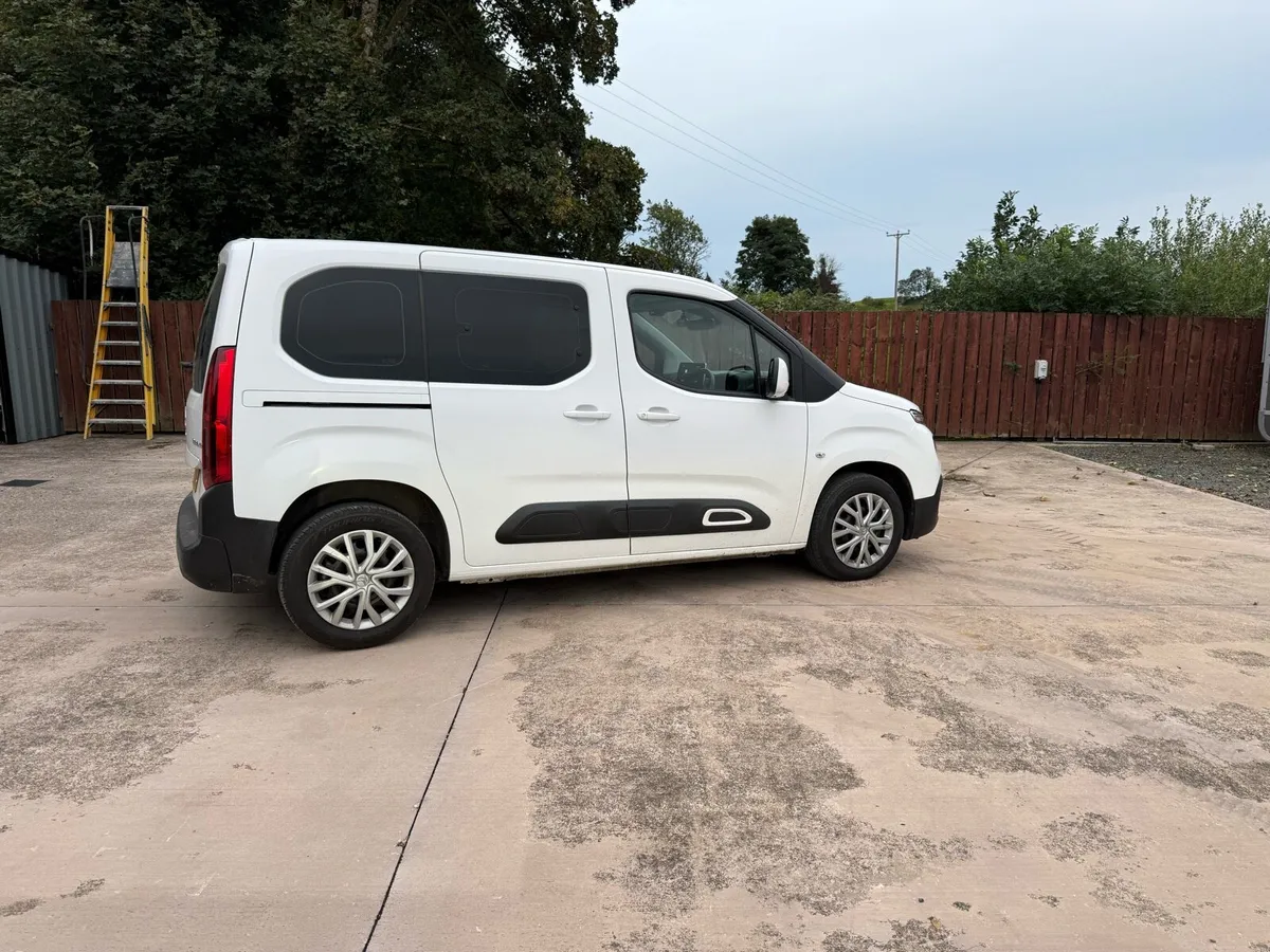 Citroen Berlingo MPV *Rare Automatic model* - Image 4