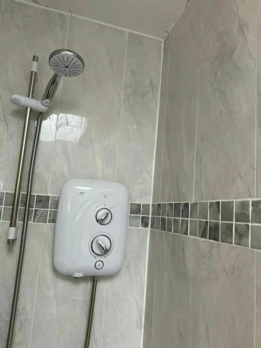 Mira Elite QT Shower for Sale - Image 3