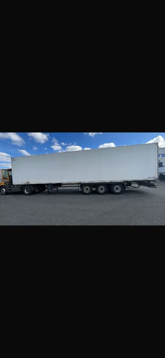 Schmitz Refrigerated Trailer - Image 2