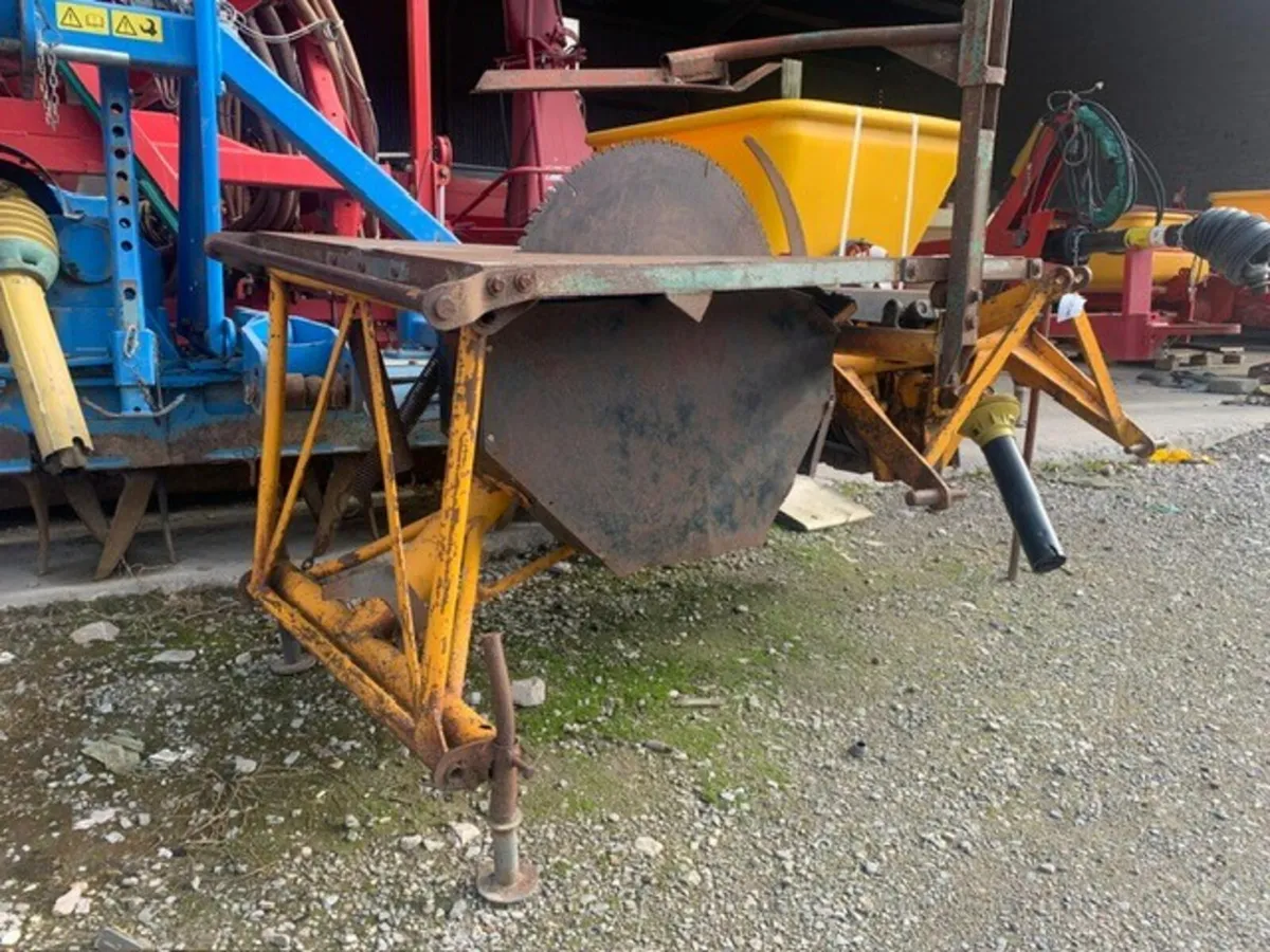 MCCONNEL SAW BENCH - Image 3