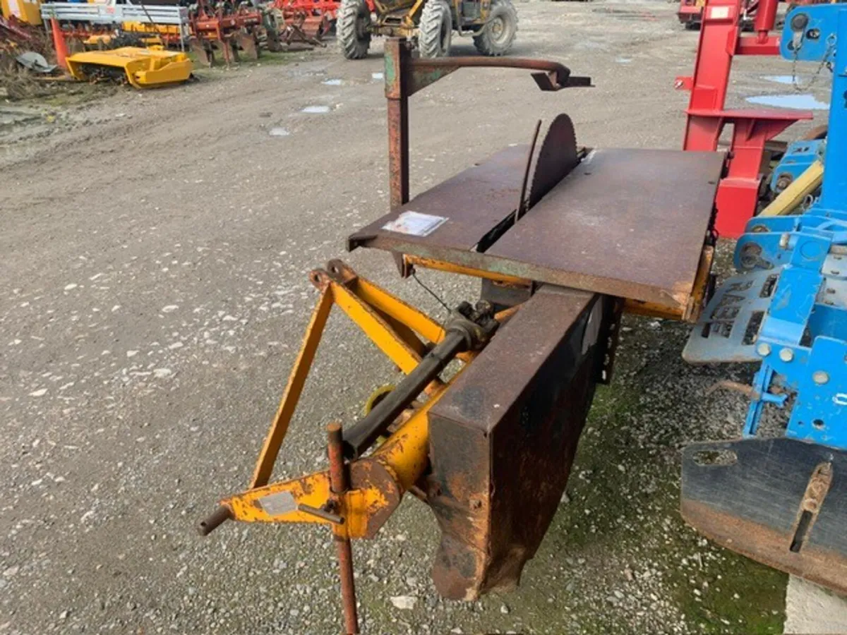 MCCONNEL SAW BENCH - Image 2