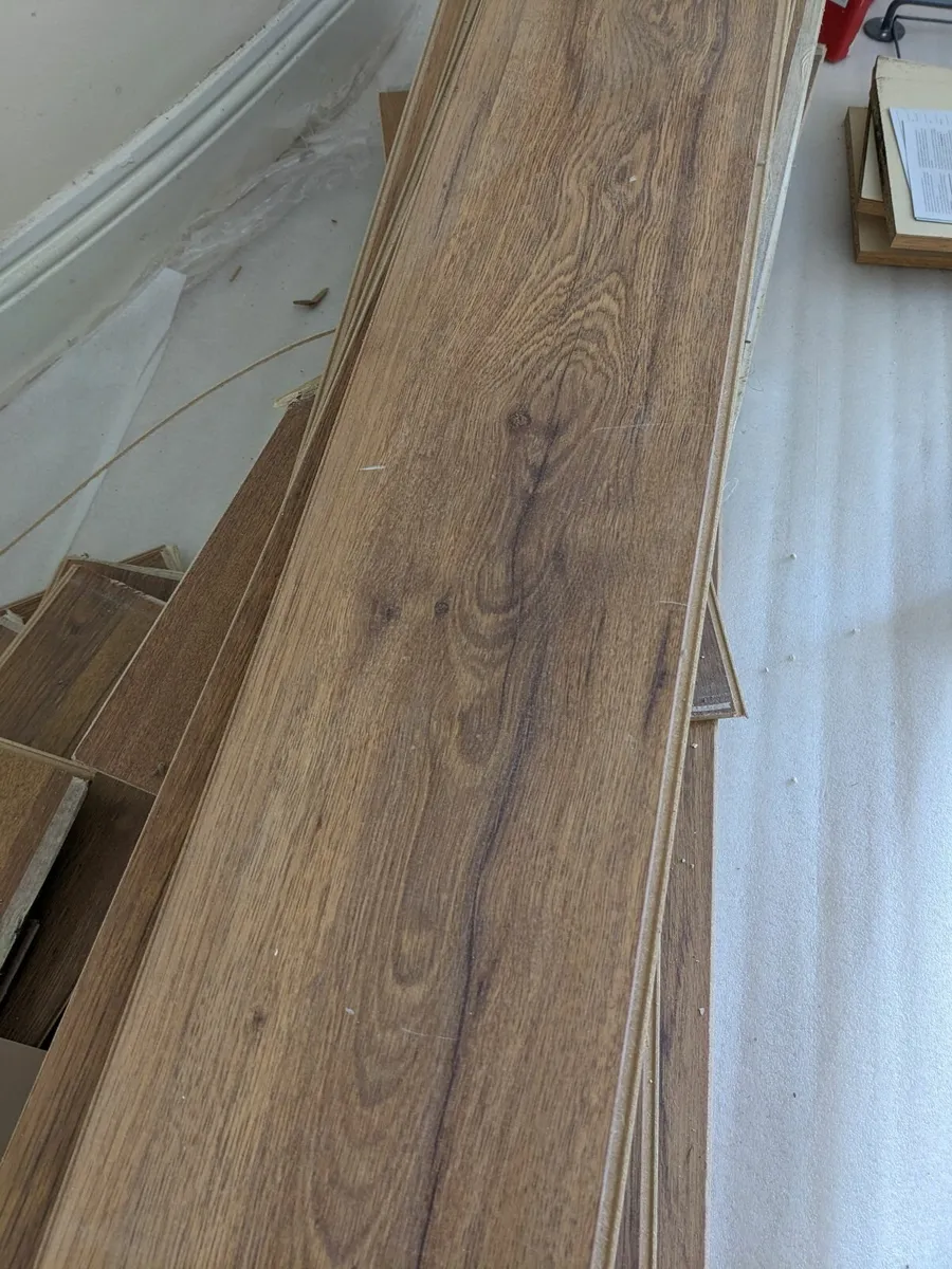 Laminate flooring for free - Image 2