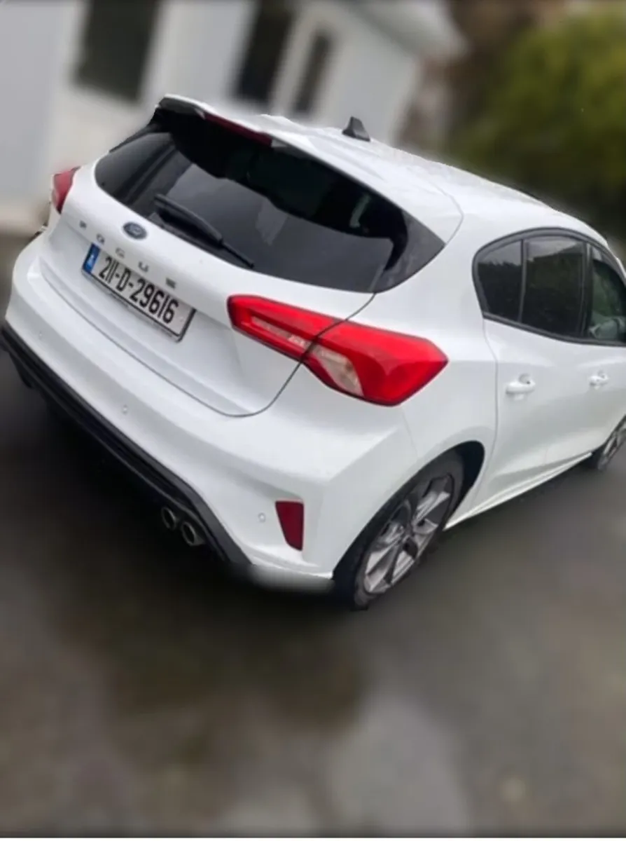 2021 Ford focus ST-Line - Image 3