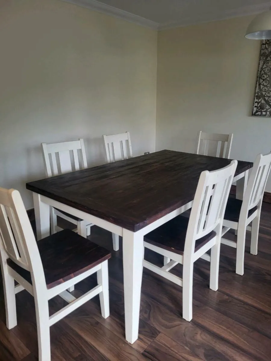 Dining table with 6 chairs - Image 2
